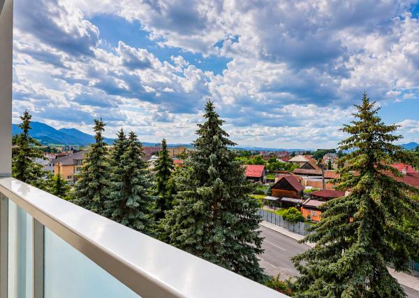 NA PREDAJ: 4-izbový byt s balkónom, Liptovský Mikuláš – 77 m²