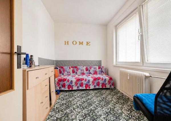 NA PREDAJ: 4-izbový byt s balkónom, Liptovský Mikuláš – 77 m²