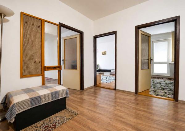 NA PREDAJ: 4-izbový byt s balkónom, Liptovský Mikuláš – 77 m²
