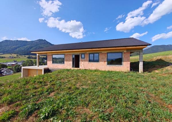 Panoráma, akú inde nenájdete! Dom na predaj v Liptovskej Anne