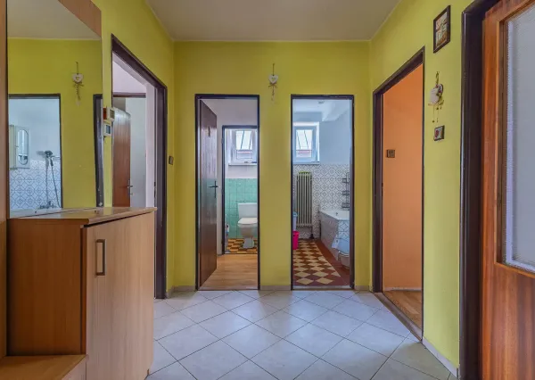 Na predaj: Priestranný 5-izbový rodinný dom s veľkým pozemkom (1250 m²) v Podturni