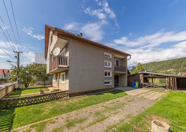 Na predaj: Priestranný 5-izbový rodinný dom s veľkým pozemkom (1250 m²) v Podturni