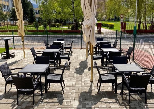 Zariadená kaviareň na prenájom, centrum Liptovský Mikuláš