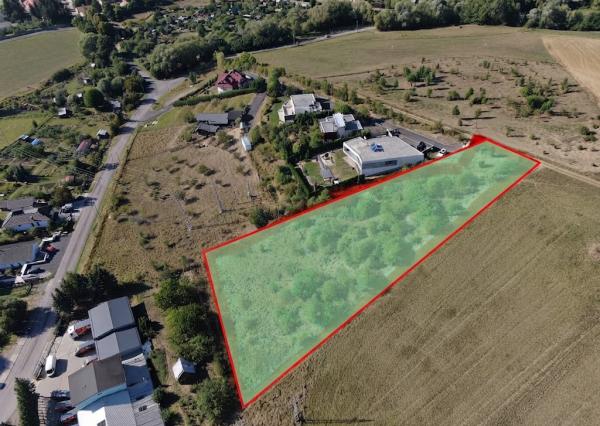 Slnečný stavebný pozemok s panoramatickým výhľadom na Liptovský Mikuláš
