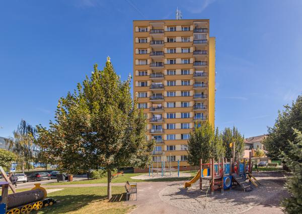 Moderný 2-izbový byt s nádherným výhľadom v centre Ružomberka