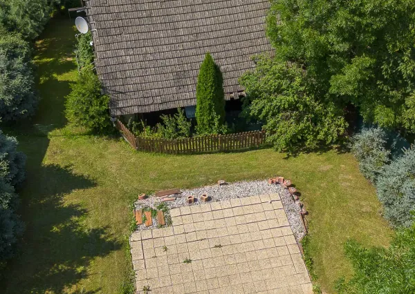Liptovská chalupa s pozemkom, humnom a kompletným zariadením, Jakubovany