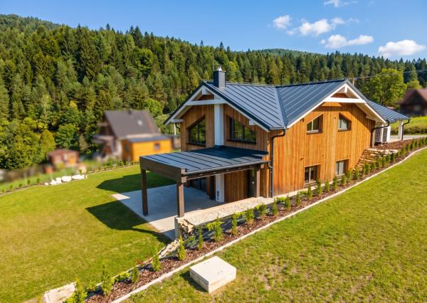 Luxusné chalupy v Zázrivej: Moderný relax v srdci Oravy