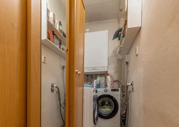 Výnimočný, veľký a slnečný 3-izbový byt s pieckou a dvoma balkónmi – Demänová