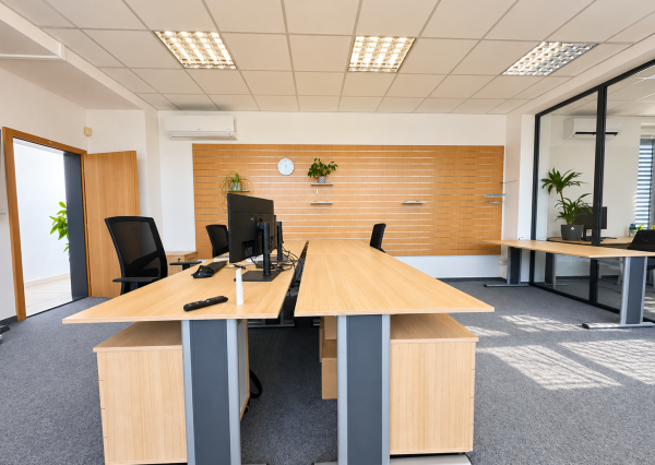 PRENÁJOM REPREZENTATÍVNYCH KANCELÁRSKYCH PRIESTOROV – 208 m²