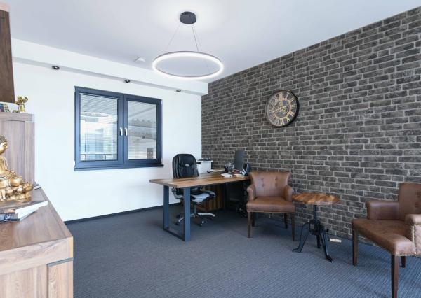 MODERNÝ SKLADOVÝ AREÁL S SHOWROOMOM A ADMINISTRATÍVOU | 743 m² | POZEMOK 2 679 m²