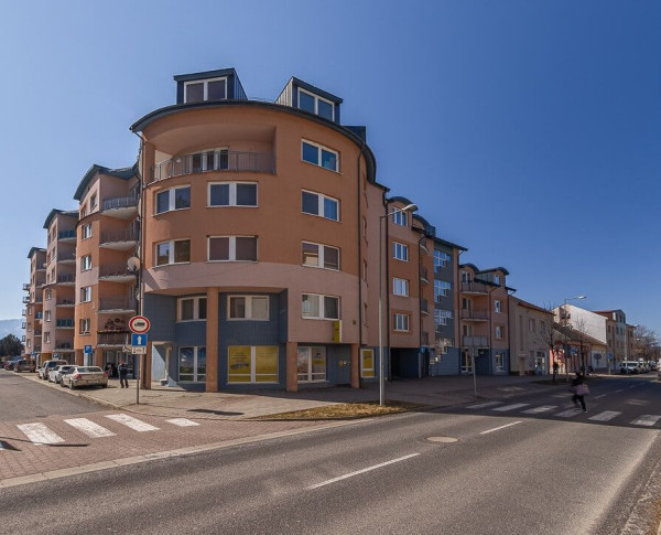 Dizajnový 3 izbový byt na predaj - centrum Liptovského Mikuláša