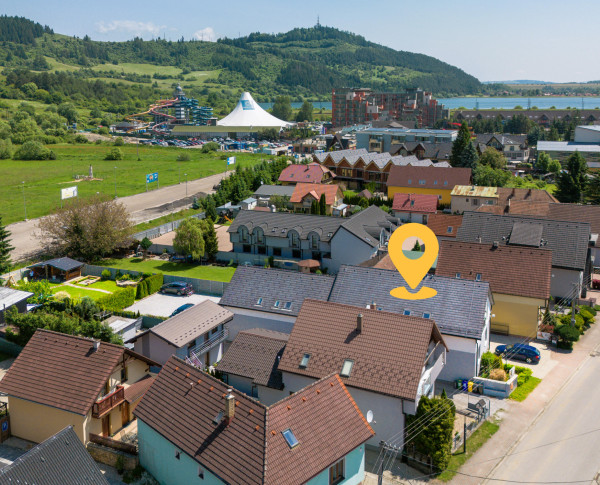 Na predaj jednospáľňové apartmány v Bešeňovej – len 100 m od aquaparku!