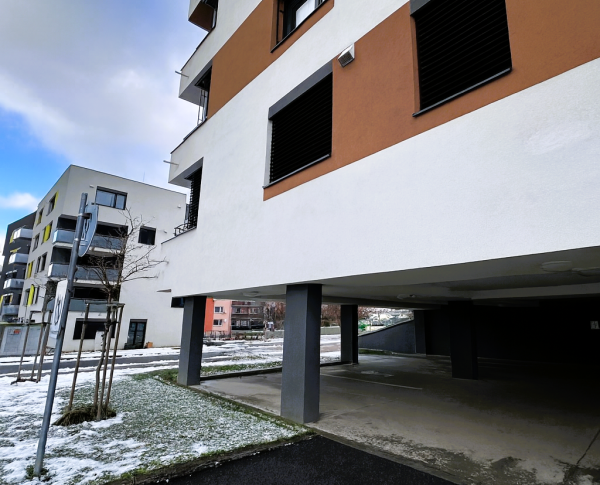 Prenájom: nový 2i byt + kryté parkovanie – Liptovský Mikuláš