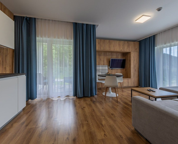 Luxusný horský dvojspálňový apartmán s parkovacím státím v lyžiarskom stredisku Jasná