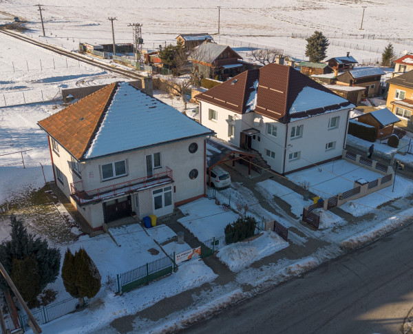 Znížená cena! Dom + veľký pozemok, výborná poloha /Liptov/