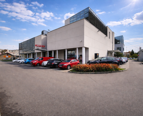 Obchodné priestory v Jasná Shopping City, Liptovský Mikuláš