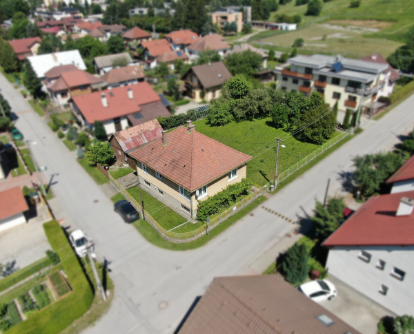 RD s pozemkom 1099m² v Demänovej – skvelá investícia