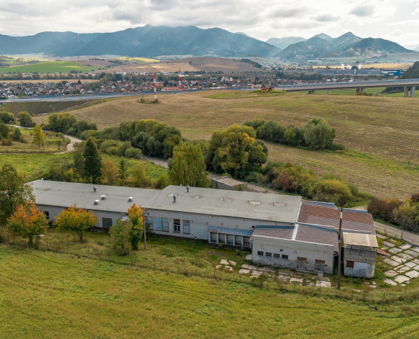 Na predaj výrobný a skladový objekt (1 150 m²), Lisková