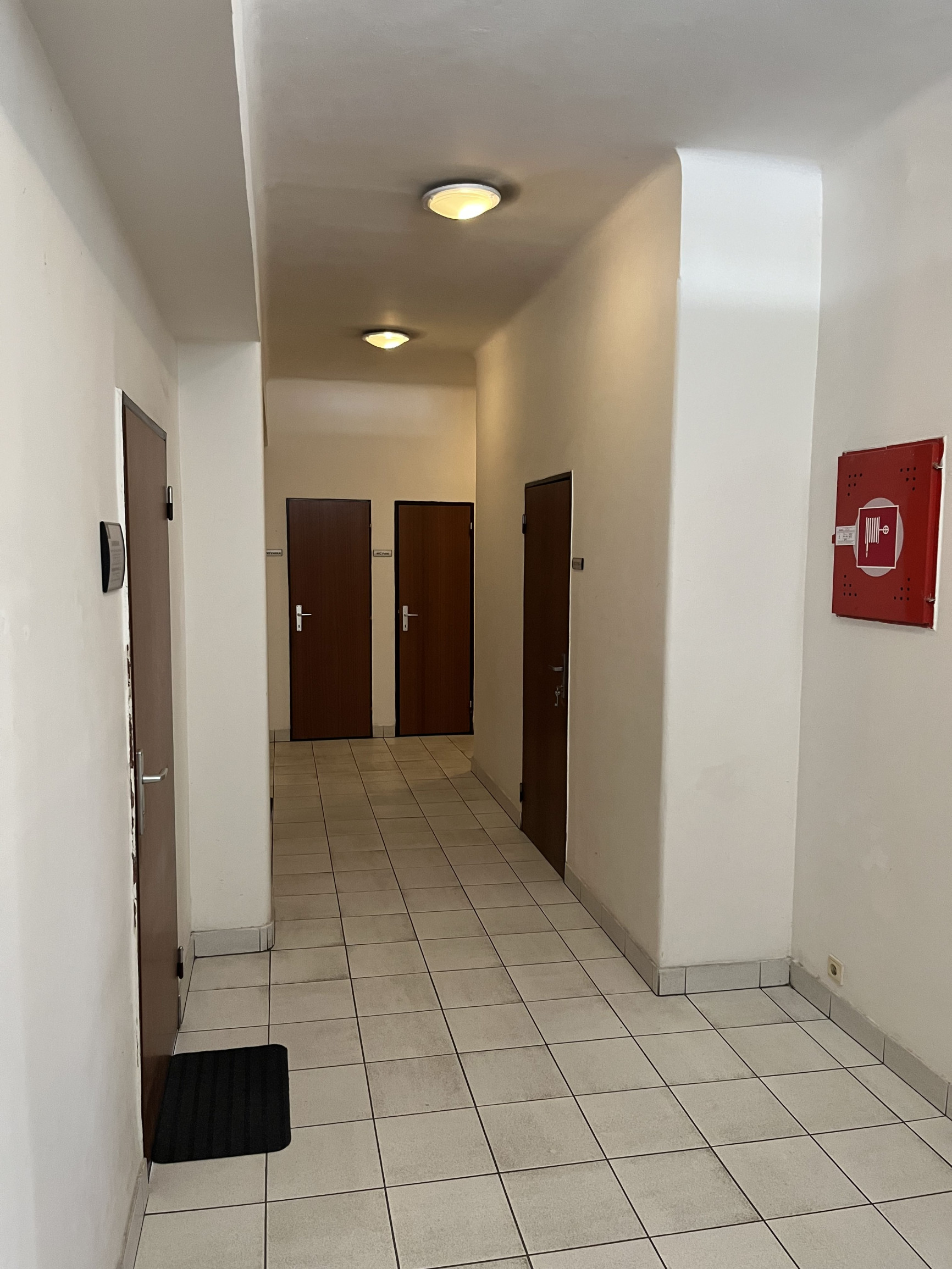 Kancelárie a obchodný priestor na prenájom – Mostová, Ružomberok